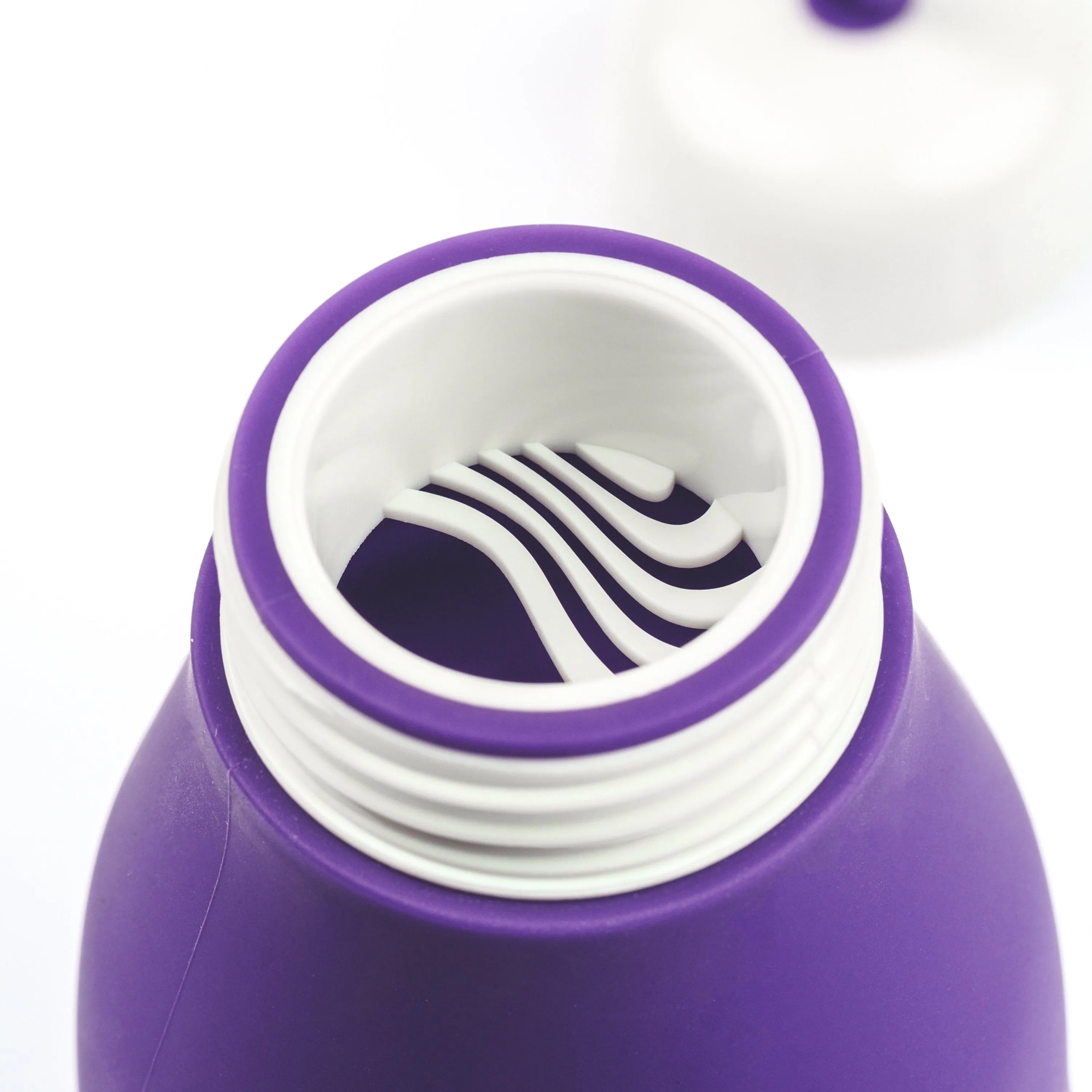 Whippy Collapsible Silicone Bottle 520ml - Royal Mess Purple