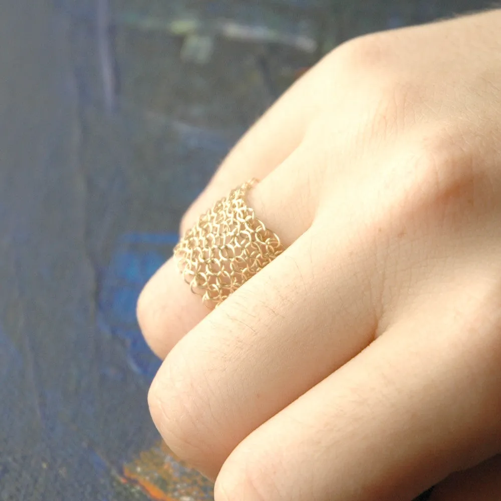 Wire crochet band ring PDF pattern - learn how to crochet a gold ring ebook